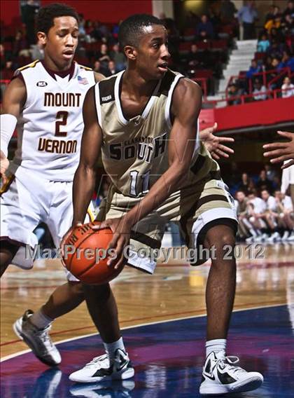 Thumbnail 2 in Clarkstown South vs Mt. Vernon (Section 1 Class AA Semifinal) photogallery.