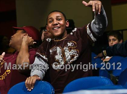 Thumbnail 2 in Clarkstown South vs Mt. Vernon (Section 1 Class AA Semifinal) photogallery.