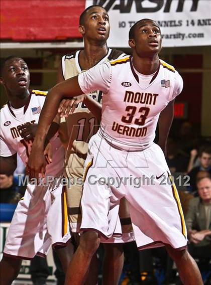 Thumbnail 3 in Clarkstown South vs Mt. Vernon (Section 1 Class AA Semifinal) photogallery.