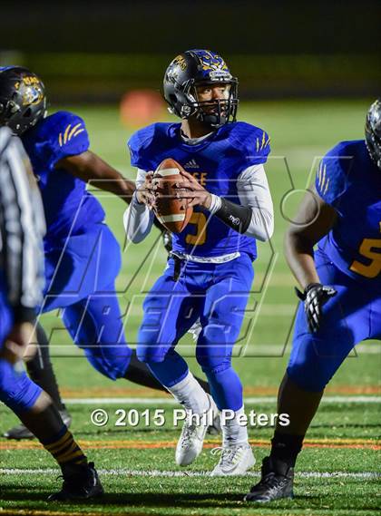 Thumbnail 1 in Bowie @ Wise (MPSSAA 4A South Semifinal) photogallery.