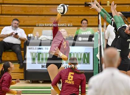 Thumbnail 2 in Zionsville vs McCutcheon photogallery.