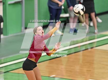 Thumbnail 2 in Zionsville vs McCutcheon photogallery.