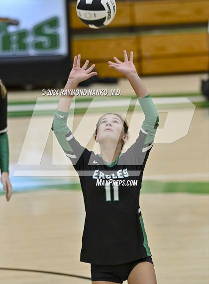 Thumbnail 3 in Zionsville vs McCutcheon photogallery.