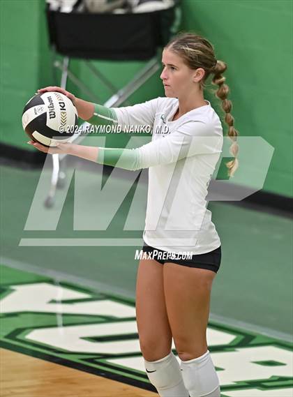 Thumbnail 3 in Zionsville vs McCutcheon photogallery.