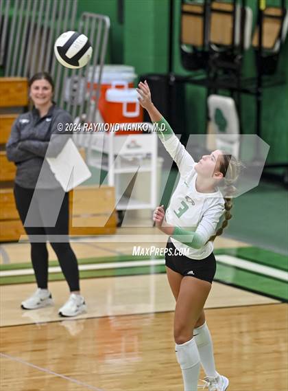 Thumbnail 2 in Zionsville vs McCutcheon photogallery.