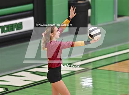 Thumbnail 1 in Zionsville vs McCutcheon photogallery.