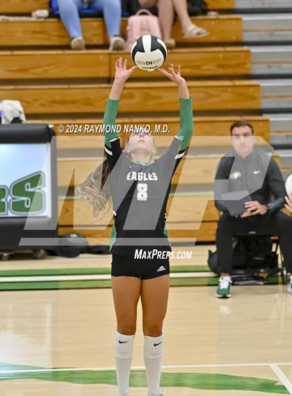 Thumbnail 3 in Zionsville vs McCutcheon photogallery.