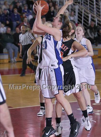 Thumbnail 2 in Amherst Central vs Grand Island (Section VI Class A Final) photogallery.