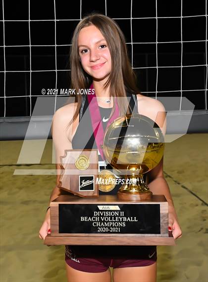 Thumbnail 1 in Salpointe Catholic vs. Valley Christian (AIA Division II Final - Awards) photogallery.