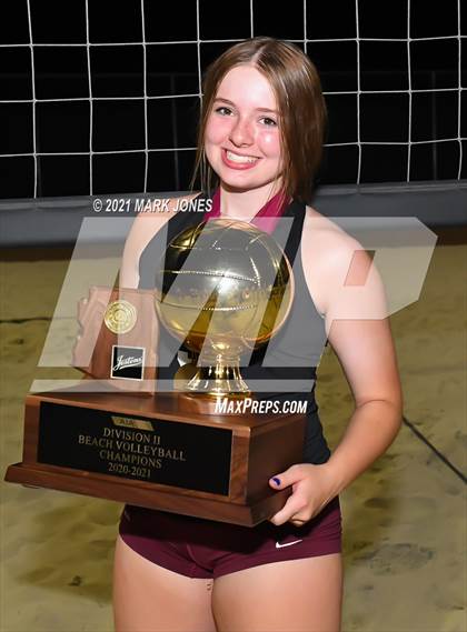 Thumbnail 2 in Salpointe Catholic vs. Valley Christian (AIA Division II Final - Awards) photogallery.