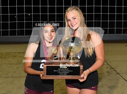 Thumbnail 3 in Salpointe Catholic vs. Valley Christian (AIA Division II Final - Awards) photogallery.