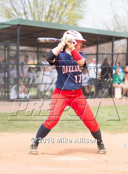Thumbnail 3 in Rhea County vs Oakland photogallery.