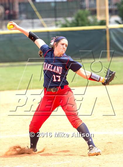 Thumbnail 2 in Rhea County vs Oakland photogallery.