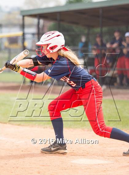 Thumbnail 3 in Rhea County vs Oakland photogallery.