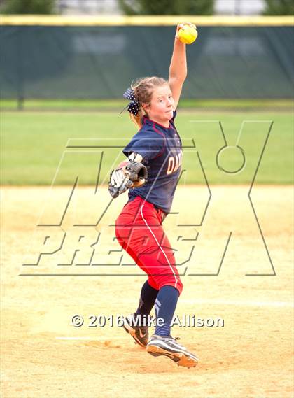 Thumbnail 1 in Rhea County vs Oakland photogallery.