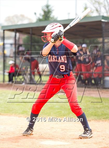 Thumbnail 2 in Rhea County vs Oakland photogallery.