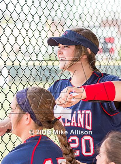 Thumbnail 3 in Rhea County vs Oakland photogallery.