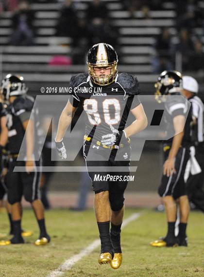 Thumbnail 2 in Servite vs. JSerra Catholic photogallery.