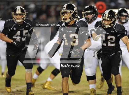 Thumbnail 2 in Servite vs. JSerra Catholic photogallery.