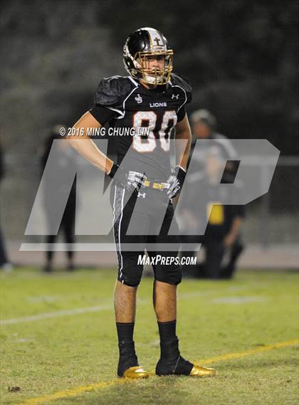 Thumbnail 3 in Servite vs. JSerra Catholic photogallery.