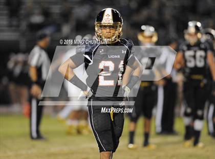 Thumbnail 3 in Servite vs. JSerra Catholic photogallery.