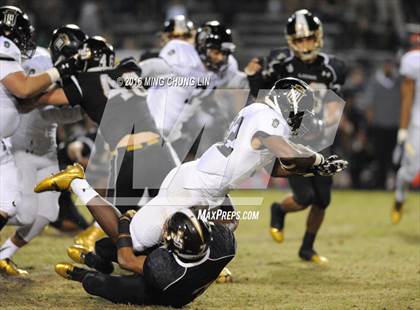 Thumbnail 2 in Servite vs. JSerra Catholic photogallery.