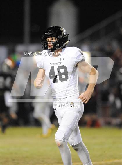 Thumbnail 2 in Servite vs. JSerra Catholic photogallery.