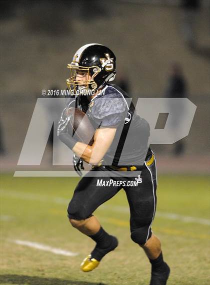 Thumbnail 3 in Servite vs. JSerra Catholic photogallery.