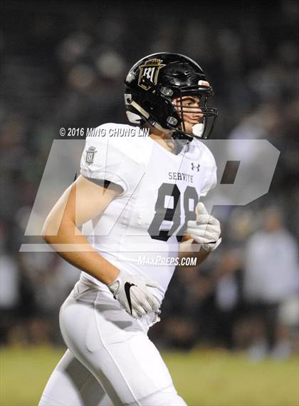 Thumbnail 3 in Servite vs. JSerra Catholic photogallery.