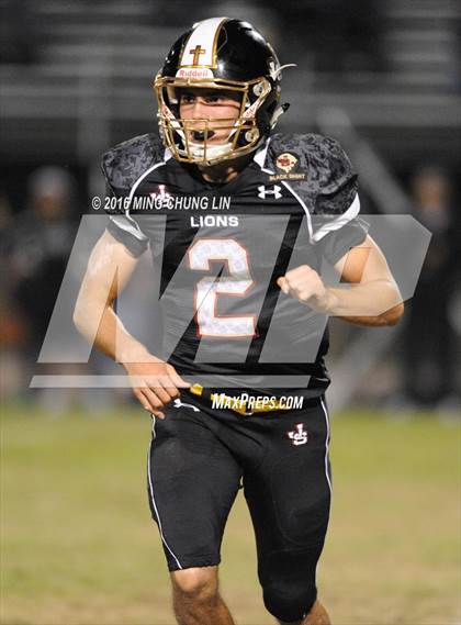 Thumbnail 1 in Servite vs. JSerra Catholic photogallery.