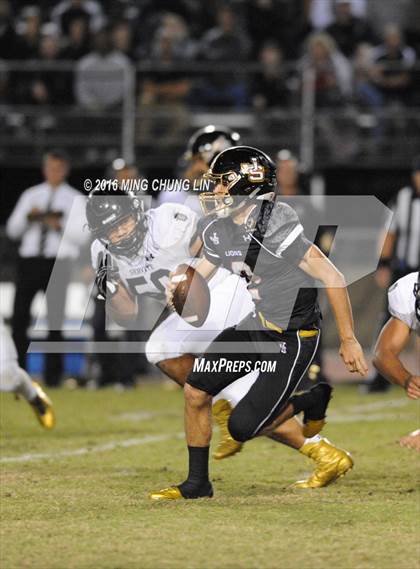 Thumbnail 1 in Servite vs. JSerra Catholic photogallery.