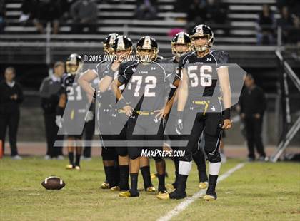 Thumbnail 1 in Servite vs. JSerra Catholic photogallery.