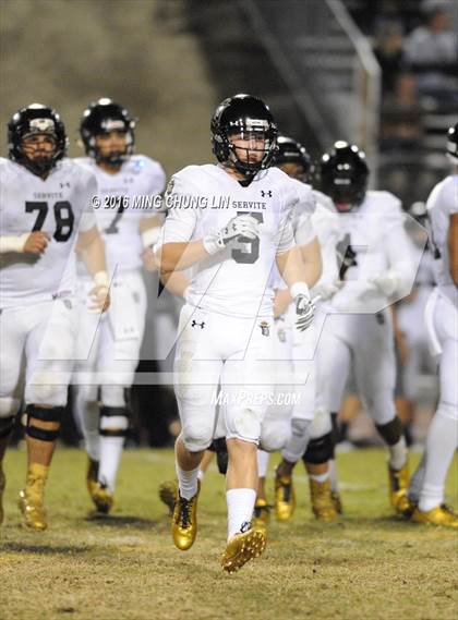 Thumbnail 1 in Servite vs. JSerra Catholic photogallery.