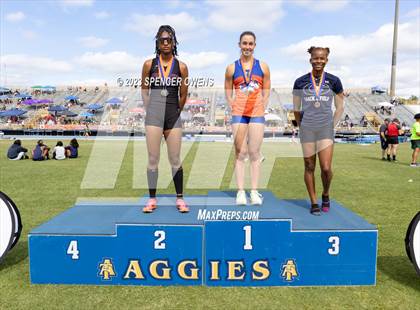 Thumbnail 2 in NCHSAA 2A & 4A Finals (Awards) photogallery.