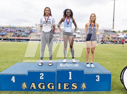 Thumbnail 2 in NCHSAA 2A & 4A Finals (Awards) photogallery.