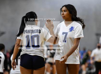 Thumbnail 1 in Dr. Phillips vs. Hoover (Nike Tournament of Champions) photogallery.