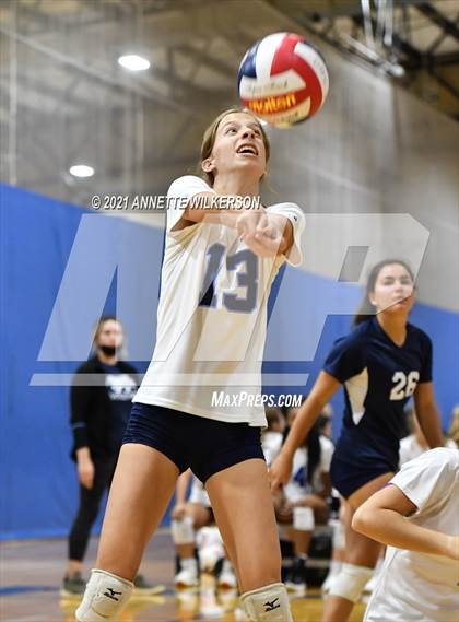 Thumbnail 1 in Dr. Phillips vs. Hoover (Nike Tournament of Champions) photogallery.