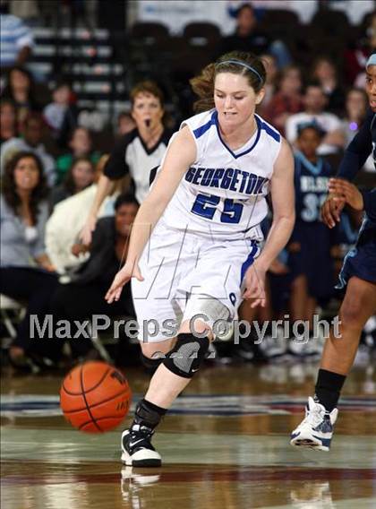 Thumbnail 2 in Georgetown vs. Alief Elsik (UIL 5A Semifinal) photogallery.