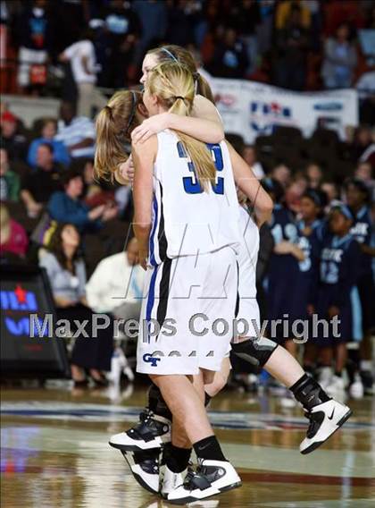 Thumbnail 2 in Georgetown vs. Alief Elsik (UIL 5A Semifinal) photogallery.