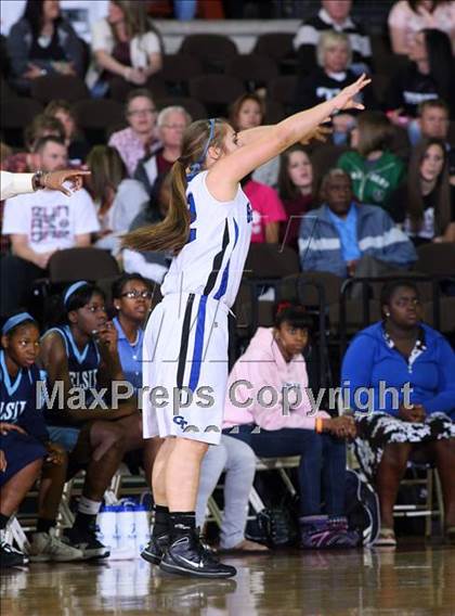 Thumbnail 2 in Georgetown vs. Alief Elsik (UIL 5A Semifinal) photogallery.