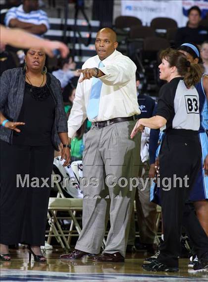 Thumbnail 2 in Georgetown vs. Alief Elsik (UIL 5A Semifinal) photogallery.