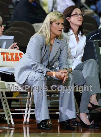 Thumbnail 1 in Georgetown vs. Alief Elsik (UIL 5A Semifinal) photogallery.