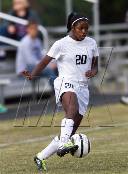 Thumbnail 1 in Bolton @ Houston (TSSAA Division 1 AAA Sectional) photogallery.