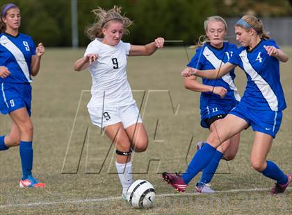 Thumbnail 3 in Bolton @ Houston (TSSAA Division 1 AAA Sectional) photogallery.