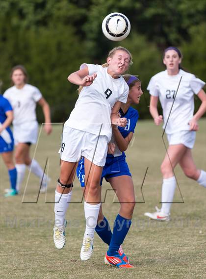 Thumbnail 2 in Bolton @ Houston (TSSAA Division 1 AAA Sectional) photogallery.