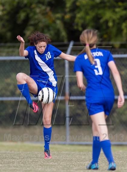 Thumbnail 2 in Bolton @ Houston (TSSAA Division 1 AAA Sectional) photogallery.