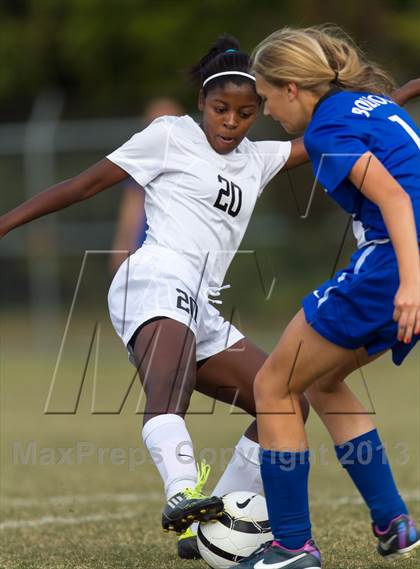 Thumbnail 1 in Bolton @ Houston (TSSAA Division 1 AAA Sectional) photogallery.