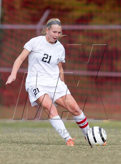 Thumbnail 3 in Bolton @ Houston (TSSAA Division 1 AAA Sectional) photogallery.