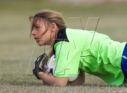 Thumbnail 2 in Bolton @ Houston (TSSAA Division 1 AAA Sectional) photogallery.