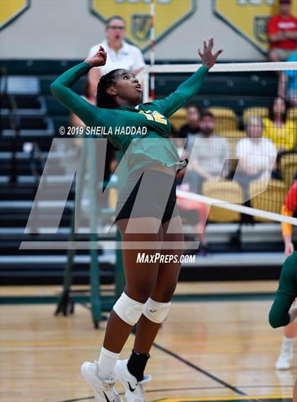 Thumbnail 2 in Clearwater Central Catholic @ Shorecrest Prep photogallery.